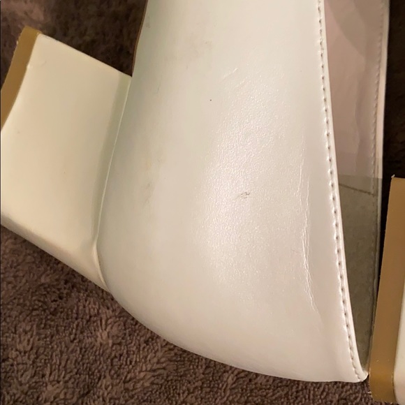 Shoes - Picture 6 of 8